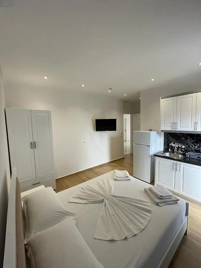 Hola Rooms Ksamil