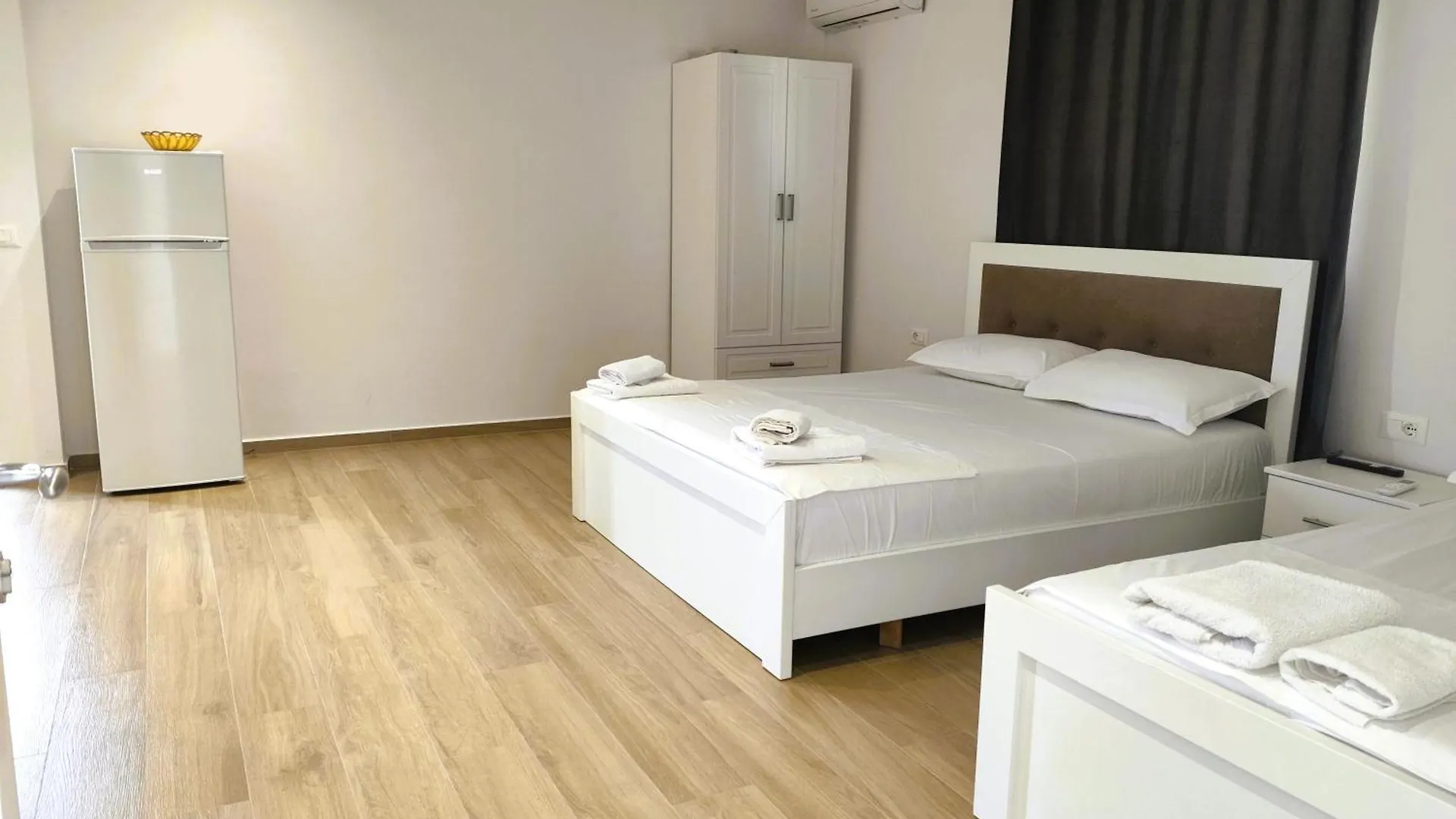 Hola Rooms Ksamil